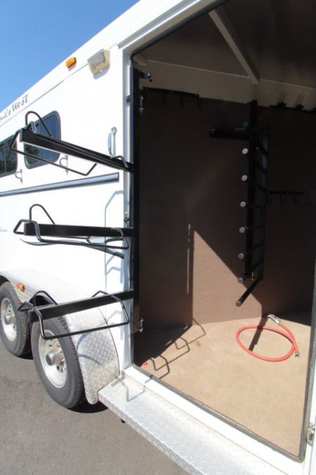 Used 2007 Trails West Sierra GN 2 Horse Trailer