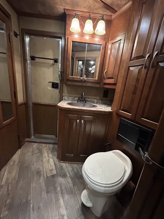 Used 2016 Hart Trailers 4 Horse Living Quarters Horse Trailer