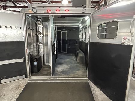 Used 2016 Hart Trailers 4 Horse Living Quarters Horse Trailer