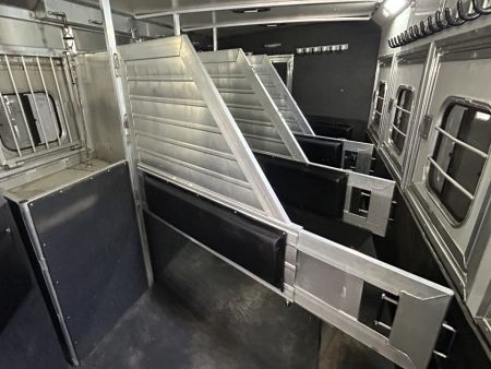 Used 2016 Hart Trailers 4 Horse Living Quarters Horse Trailer
