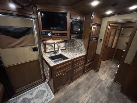 Used 2016 Hart Trailers 4 Horse Living Quarters Horse Trailer