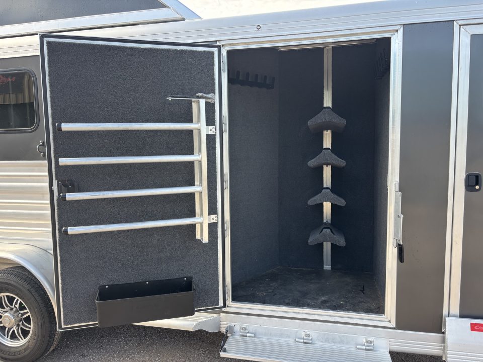 Used 2024 Cimarron Trailers Norstar 4H Horse Trailer