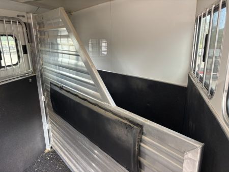 Used 2024 Cimarron Trailers Norstar 4H Horse Trailer