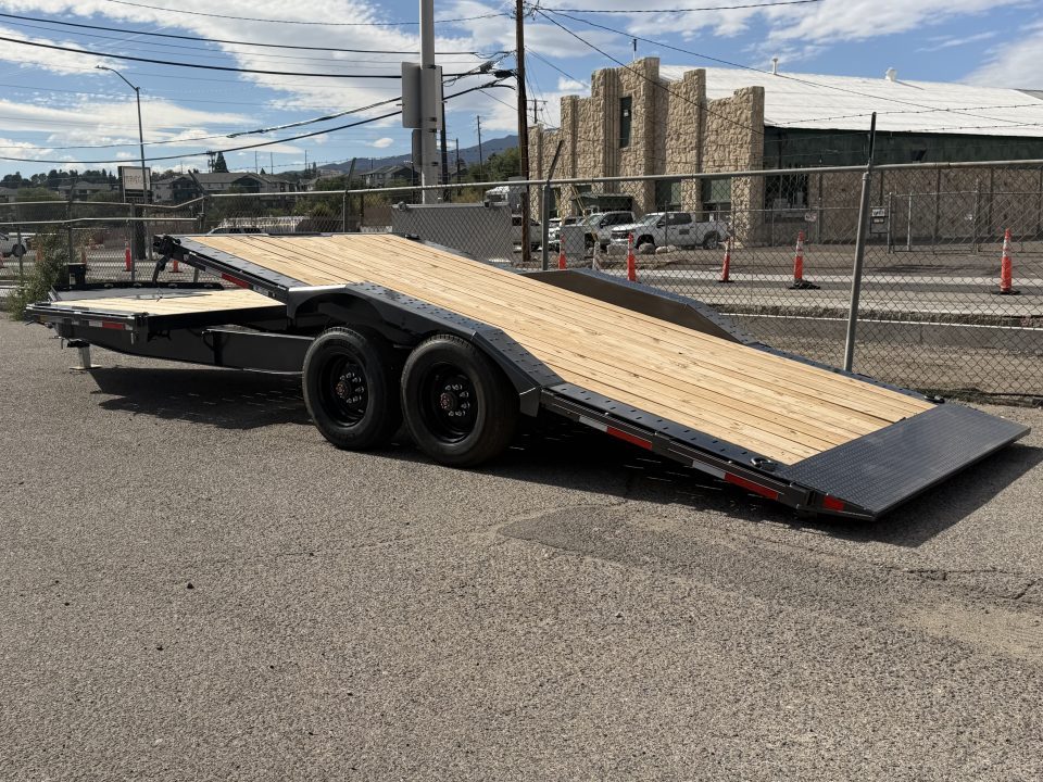 New 2026 Diamond C HXD 102"x24' - 23K Equipment Tilt Trailer