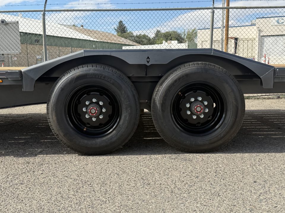 New 2026 Diamond C HXD 102"x24' - 23K Equipment Tilt Trailer