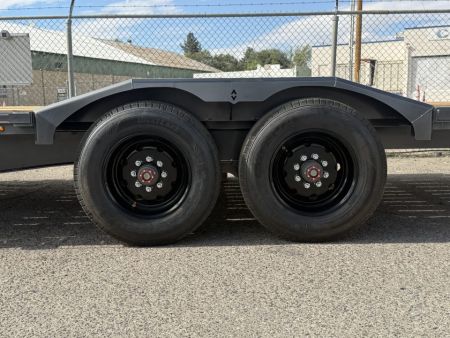 New 2026 Diamond C HXD 102"x24' - 23K Equipment Tilt Trailer