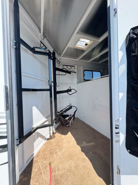 Used 2014 Trails West 3H ADVENTURE MX Horse Trailer