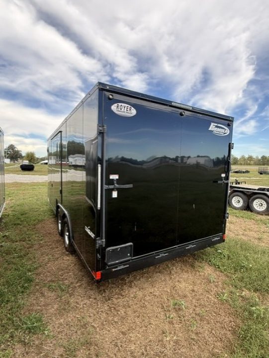 2023 Formula Trailers photo 5