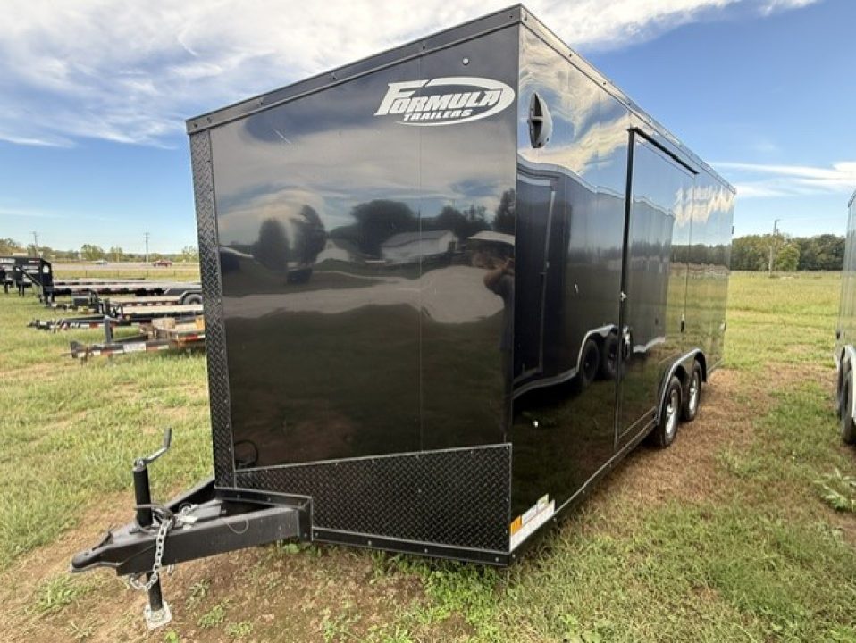 2023 Formula Trailers photo 3
