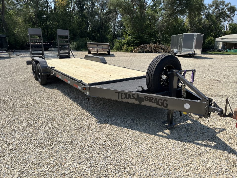 New 2026 Texas Bragg Trailers 83"x22' 14K Boss Equipment Trailer