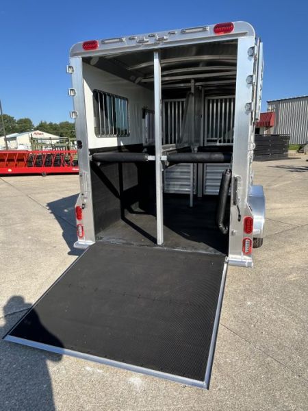 New 2027 4-Star Trailers 2+1 Horse Trailer