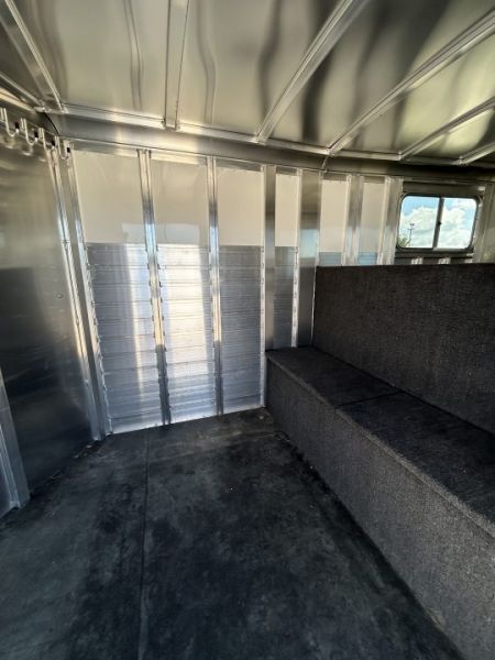 Used 2025 Elite Trailers 4 Horse Horse Trailer