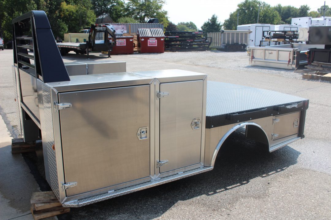 New 2027 Hillsboro TX500 Series Hybrid Steel/Aluminum Truck Bed 8' x 11.4' Truck Bed - 84" CA