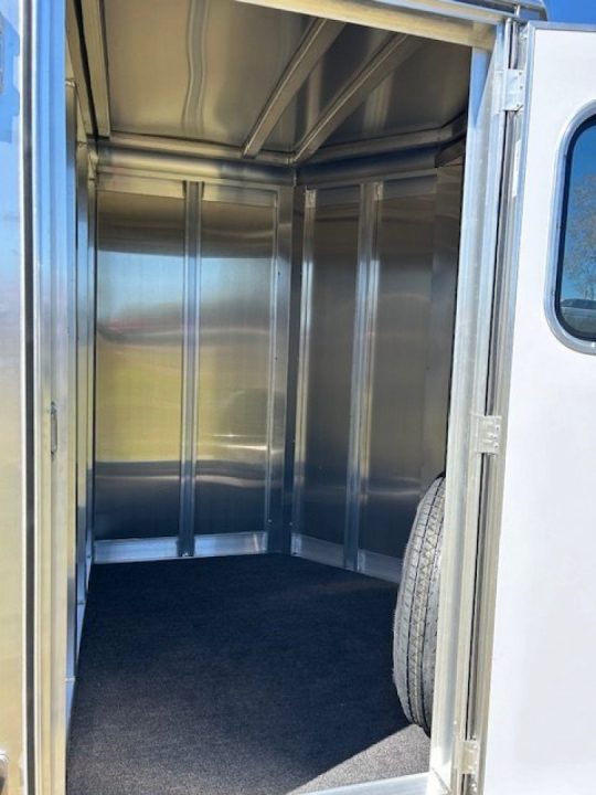 2026 Exiss photo 5