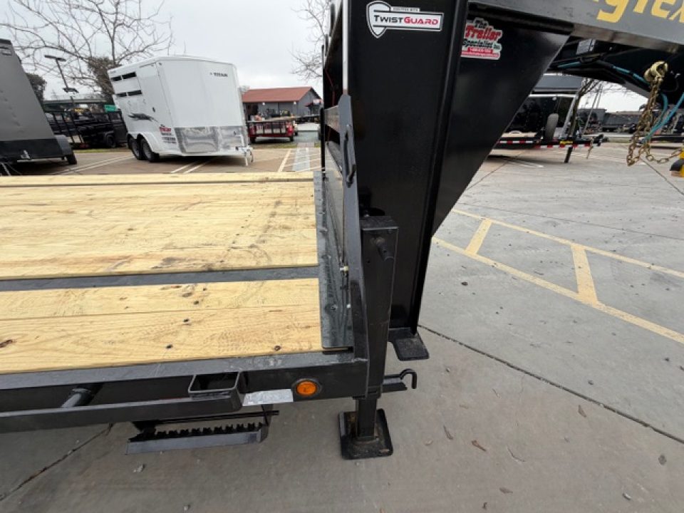 New 2027 Big Tex Trailers 14GN-40D5A-MR 8.5FT X 40FT 15.9K GVW Equipment Trailer