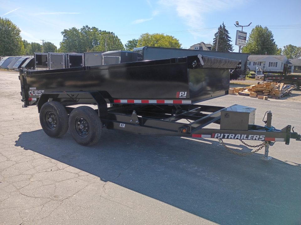 New 2027 PJ Trailers D7142
