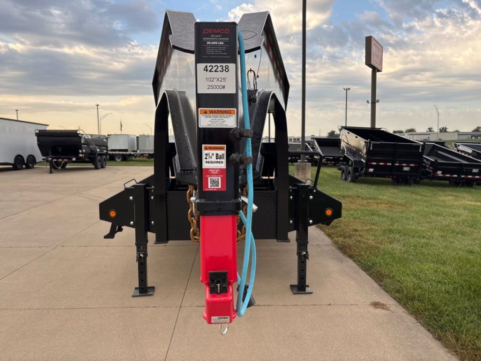 New 2027 PJ Trailers LDQ25A2BSWK Utility Trailer