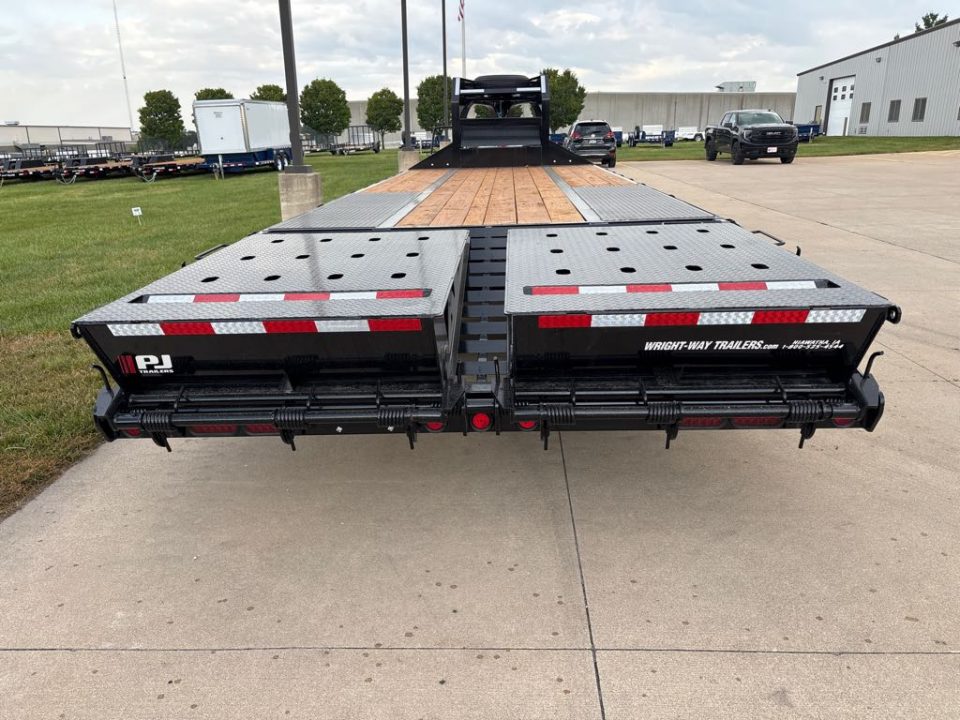 New 2027 PJ Trailers LDQ25A2BSWK Utility Trailer