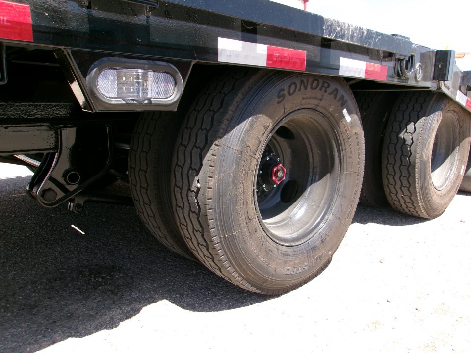New 2026 Load Trail 36' GN Flatbed w/ 12' Hydraulic Dovetail 24k