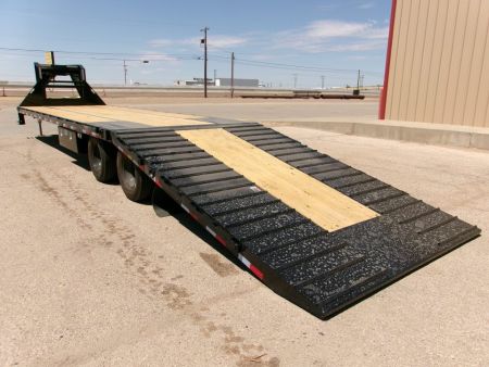 New 2026 Load Trail 36' GN Flatbed w/ 12' Hydraulic Dovetail 24k