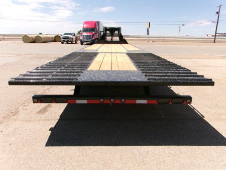 New 2026 Load Trail 36' GN Flatbed w/ 12' Hydraulic Dovetail 24k
