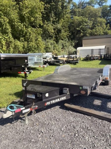 New 2027 PJ Trailers 18" Steel Deck Car Hauler