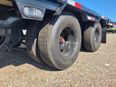 New 2027 Load Trail 102"X36' Gooseneck Hydraulic Dovetail Trailer