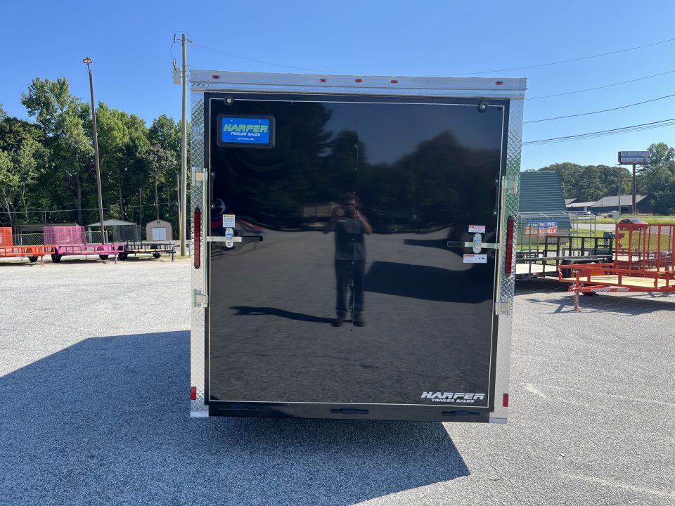 2027 7×16 Enclosed Cargo Trailer photo 5