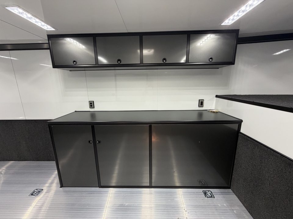New 2027 8.5X40 inTech Gooseneck Race Trailer