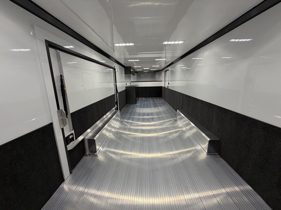 New 2027 8.5X40 inTech Gooseneck Race Trailer