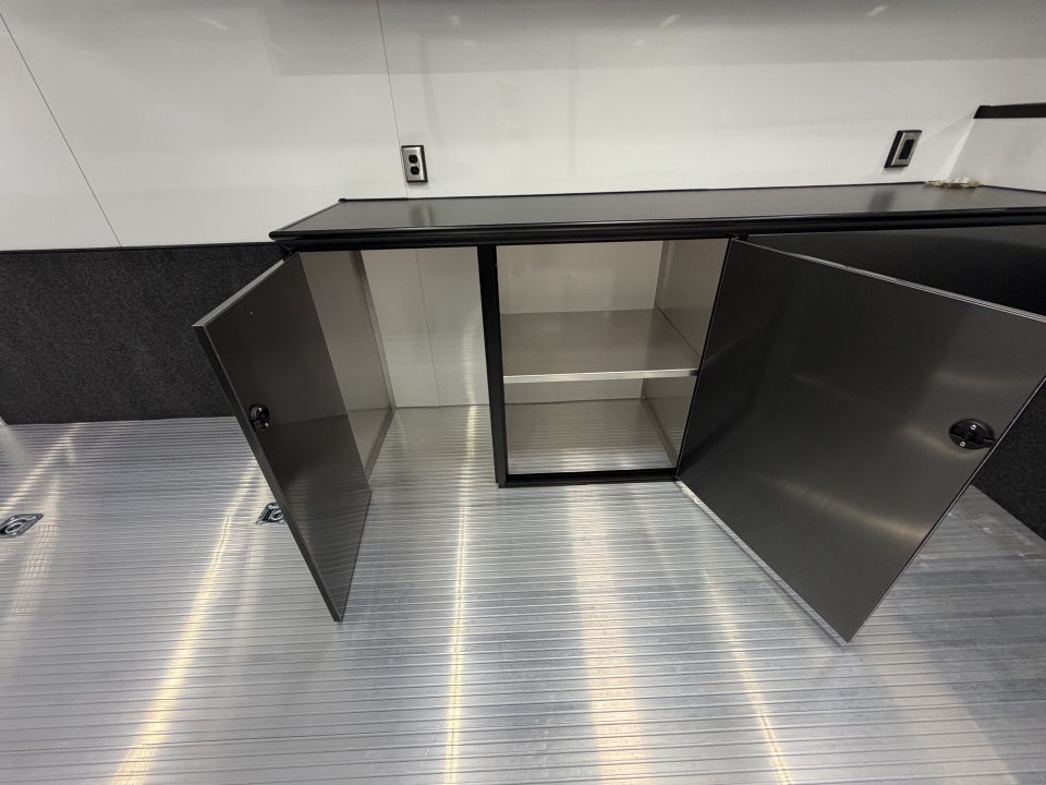 New 2027 8.5X40 inTech Gooseneck Race Trailer