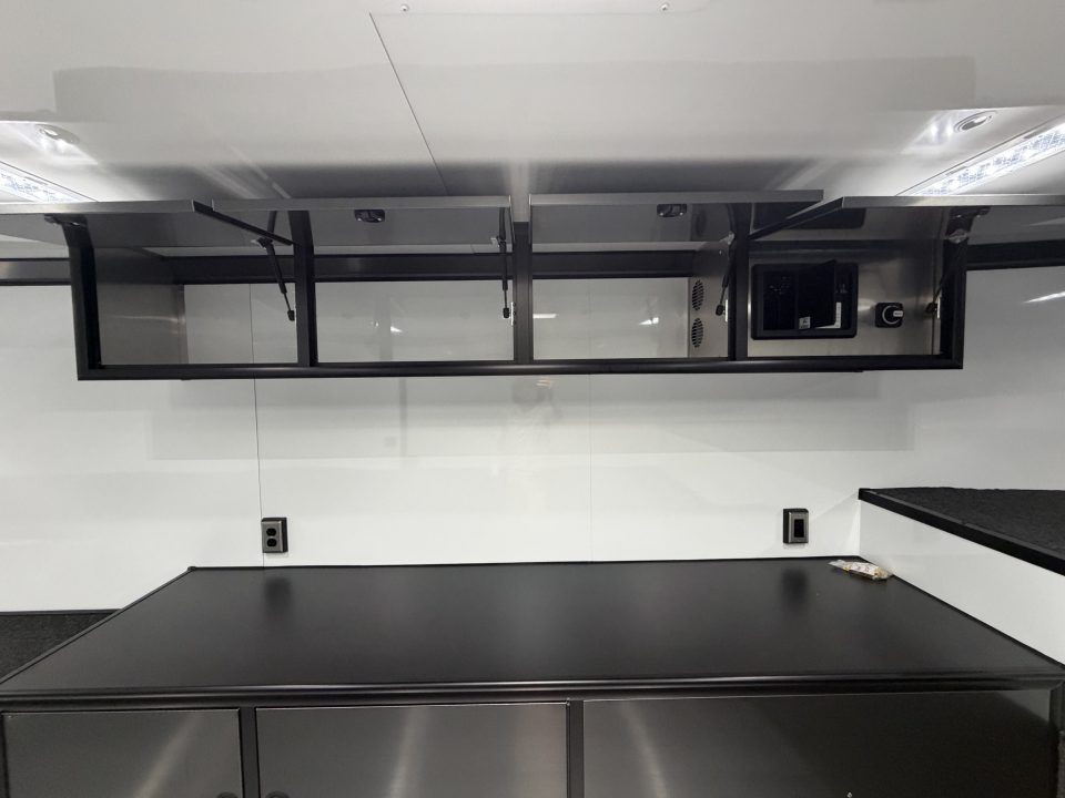 New 2027 8.5X40 inTech Gooseneck Race Trailer