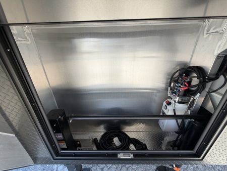 New 2027 8.5X40 inTech Gooseneck Race Trailer