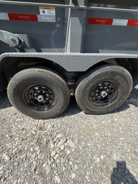 New 2027 Diamond C LPT 207 14’ Dump Trailer, HYD JACK, BOARD BRACKETS, 32” SIDES