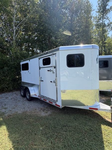 New 2027 Adam 2 Horse Straightload JuLite Side Ramp Bumper Pull Horse Trailer