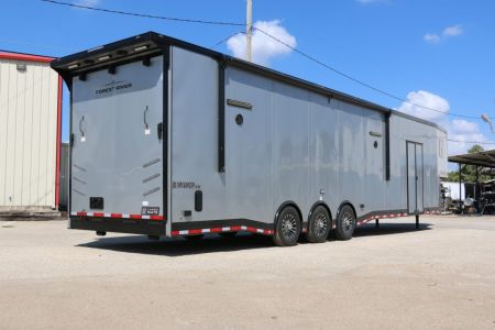New 2026 Cargo Mate 8.5 X 44 ELIMINATOR SS RACE TRAILER W/ BATH, BED AND MUCH MORE