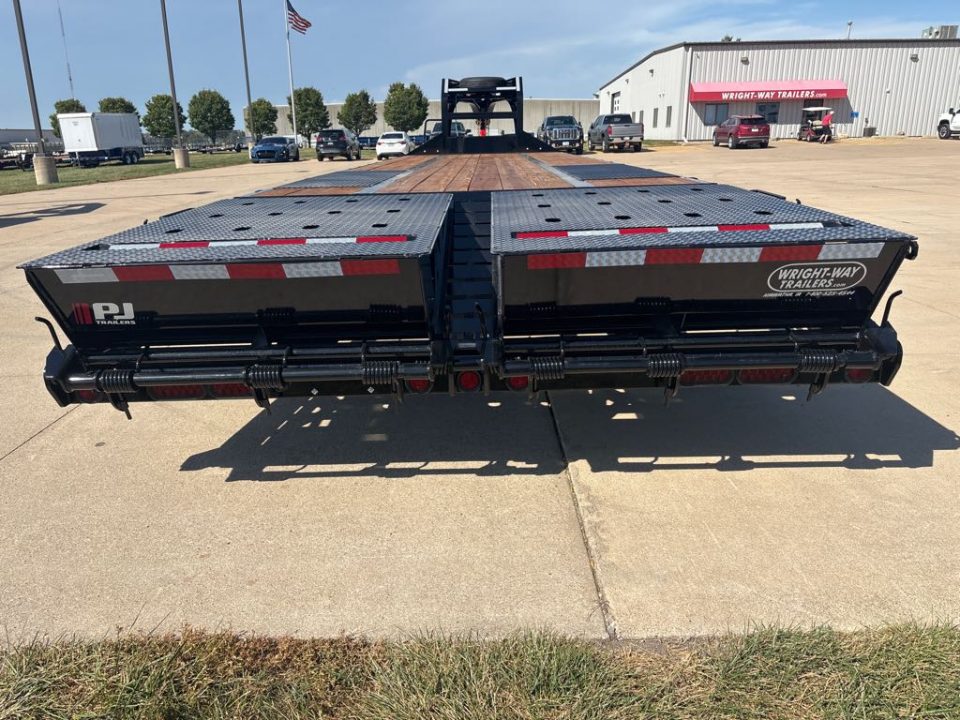 New 2027 PJ Trailers LDQ32A2BSWK Utility Trailer