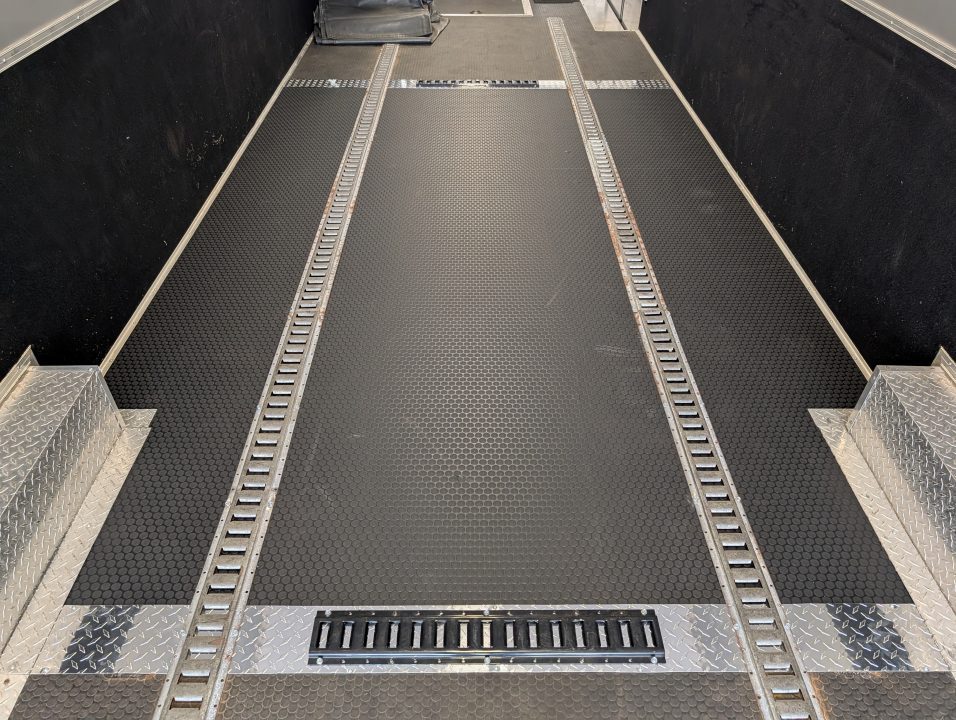 Used 2019 8.5X50 Vintage GOOSENECK RACE TRAILER