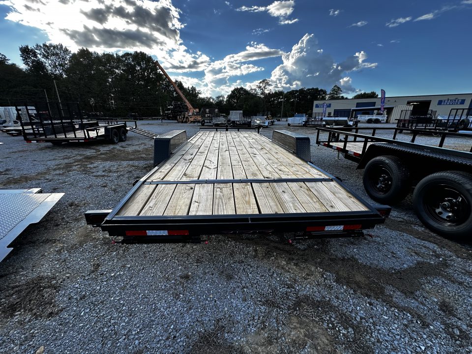 New 2026 Down 2 Earth Trailers DTE8220WCH5.2B Car Hauler