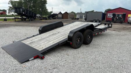 New 2025 PJ Trailers 22' EQUIP TILT stock# 072131