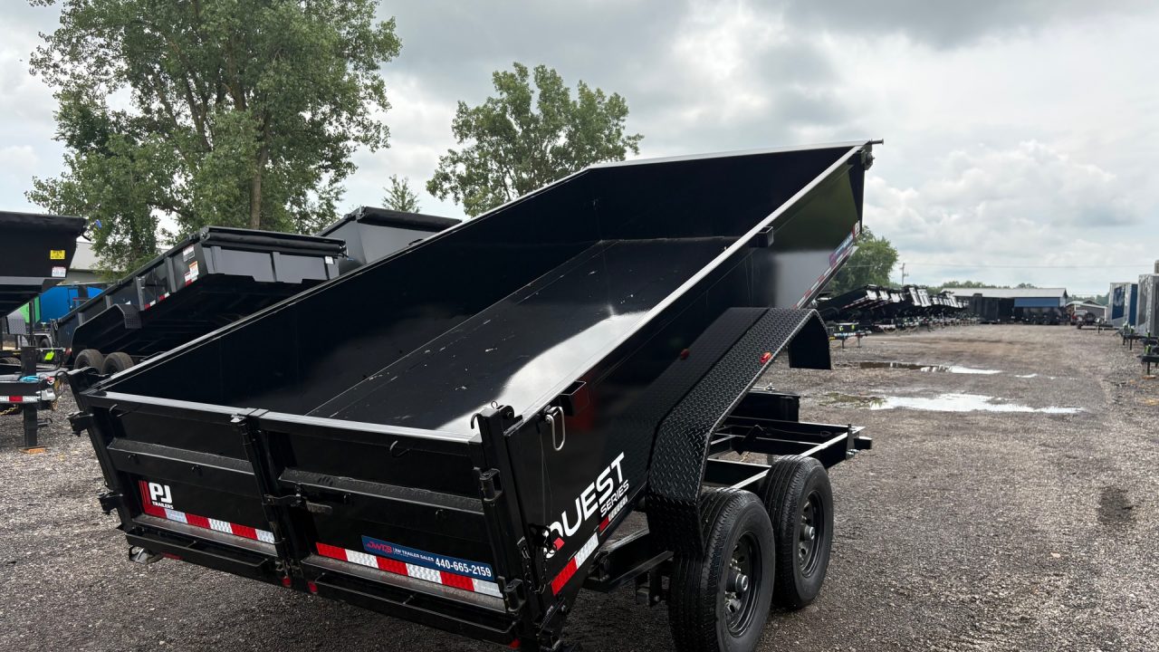 New 2025 PJ Trailers 7x14