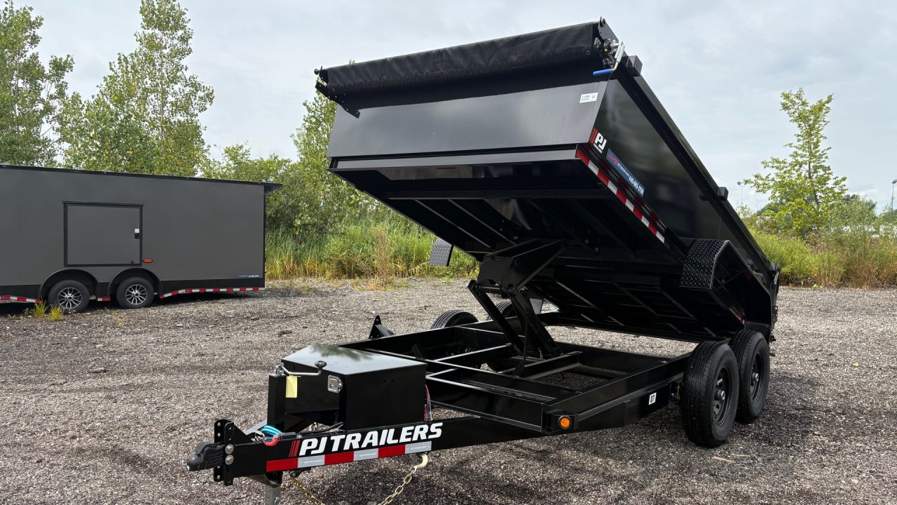 New 2025 PJ Trailers 7x14