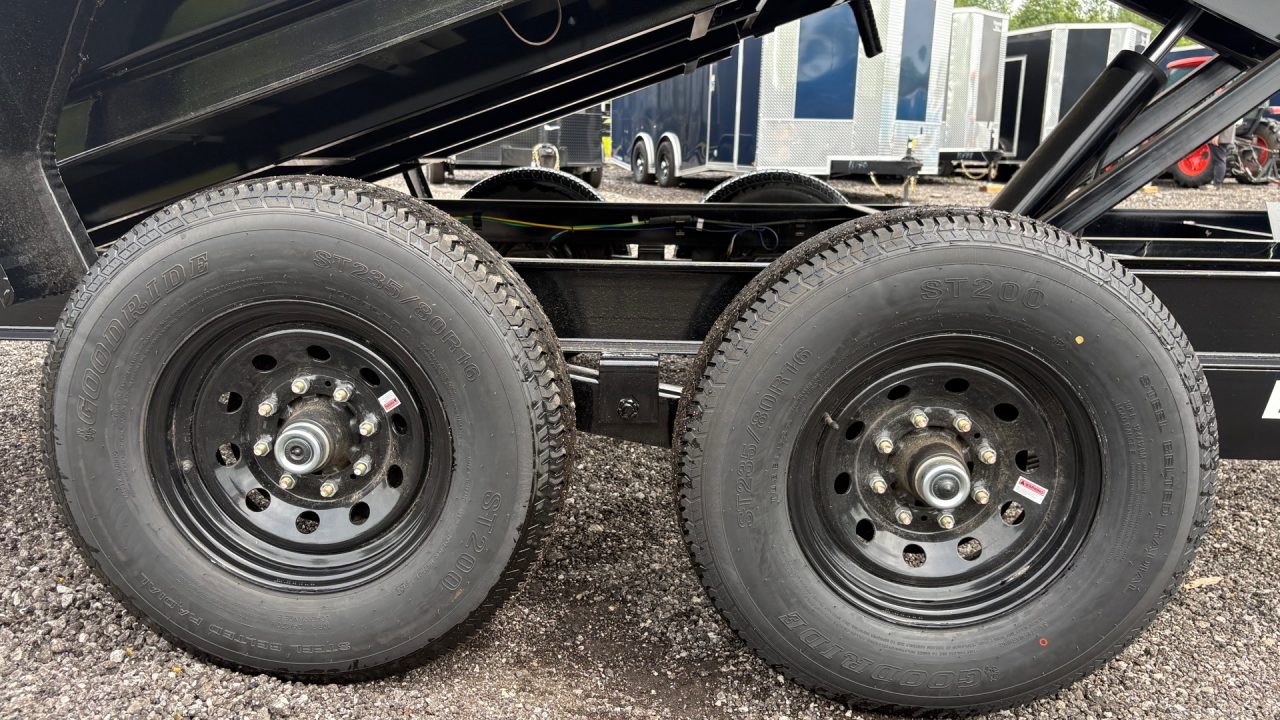New 2025 PJ Trailers 7x14