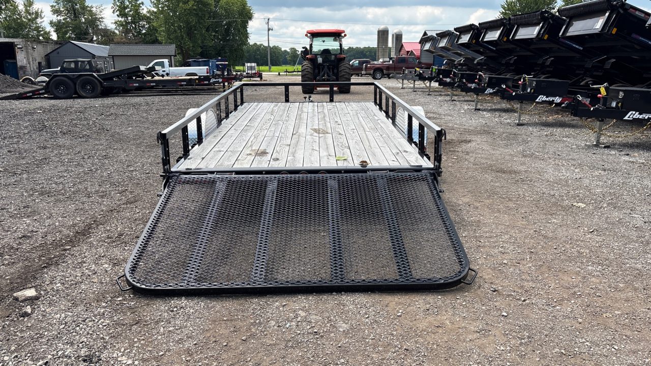New 2025 PJ Trailers 83x14 SA U8 stock# 678358