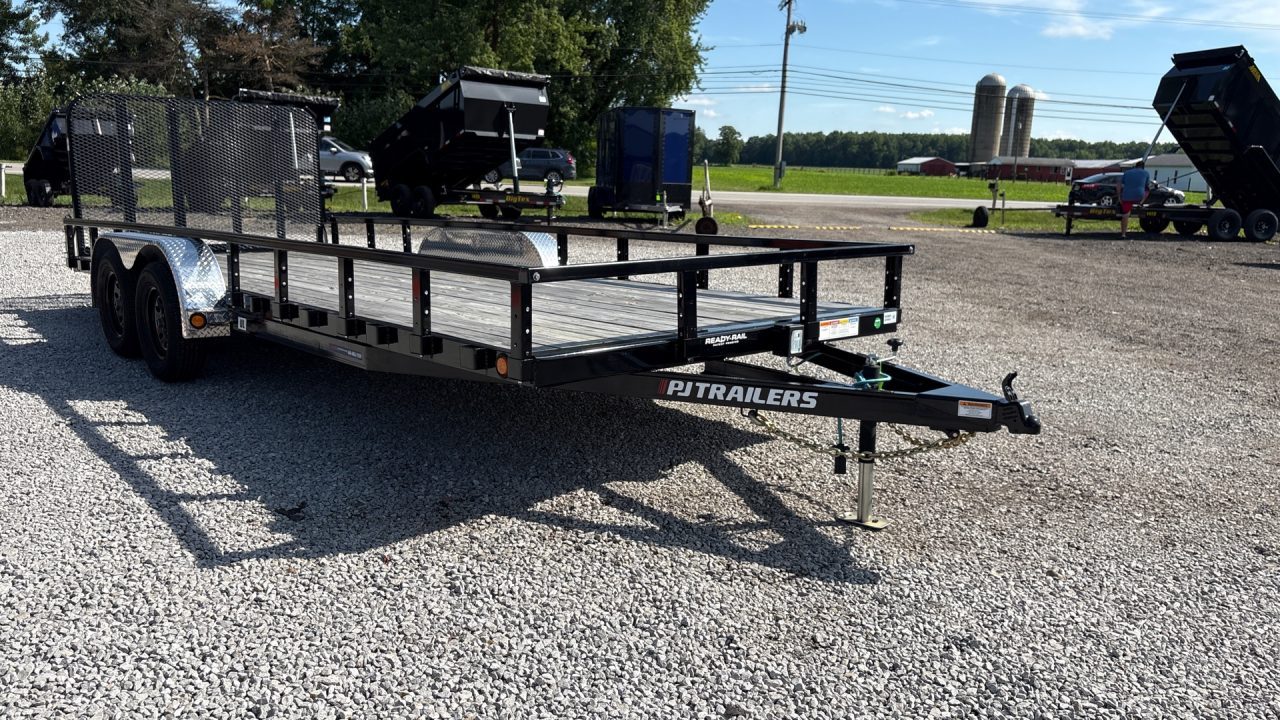 New 2025 PJ Trailers 83x20