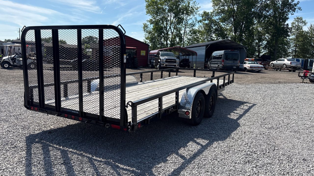 New 2025 PJ Trailers 83x20