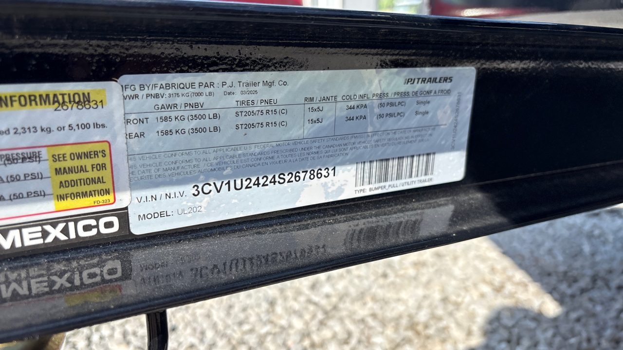 New 2025 PJ Trailers 83x20