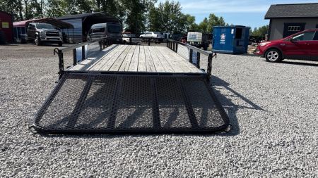 New 2025 PJ Trailers 83x20