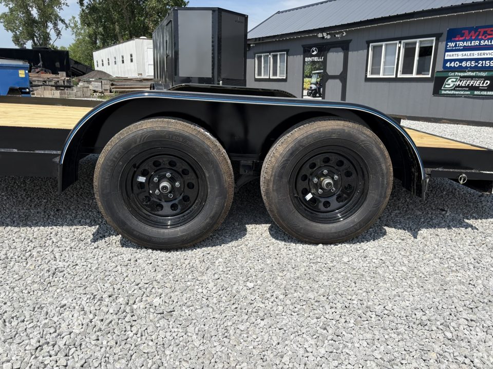 New 2025 Top Hat 7x16 car hauler stock# 254284