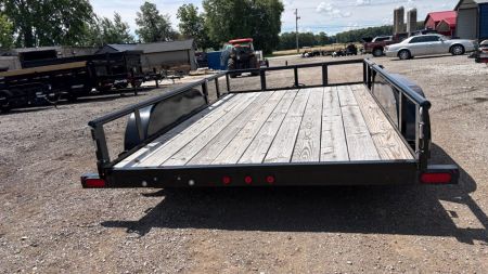 New 2025 Top Hat 83x12TA stock# 252444
